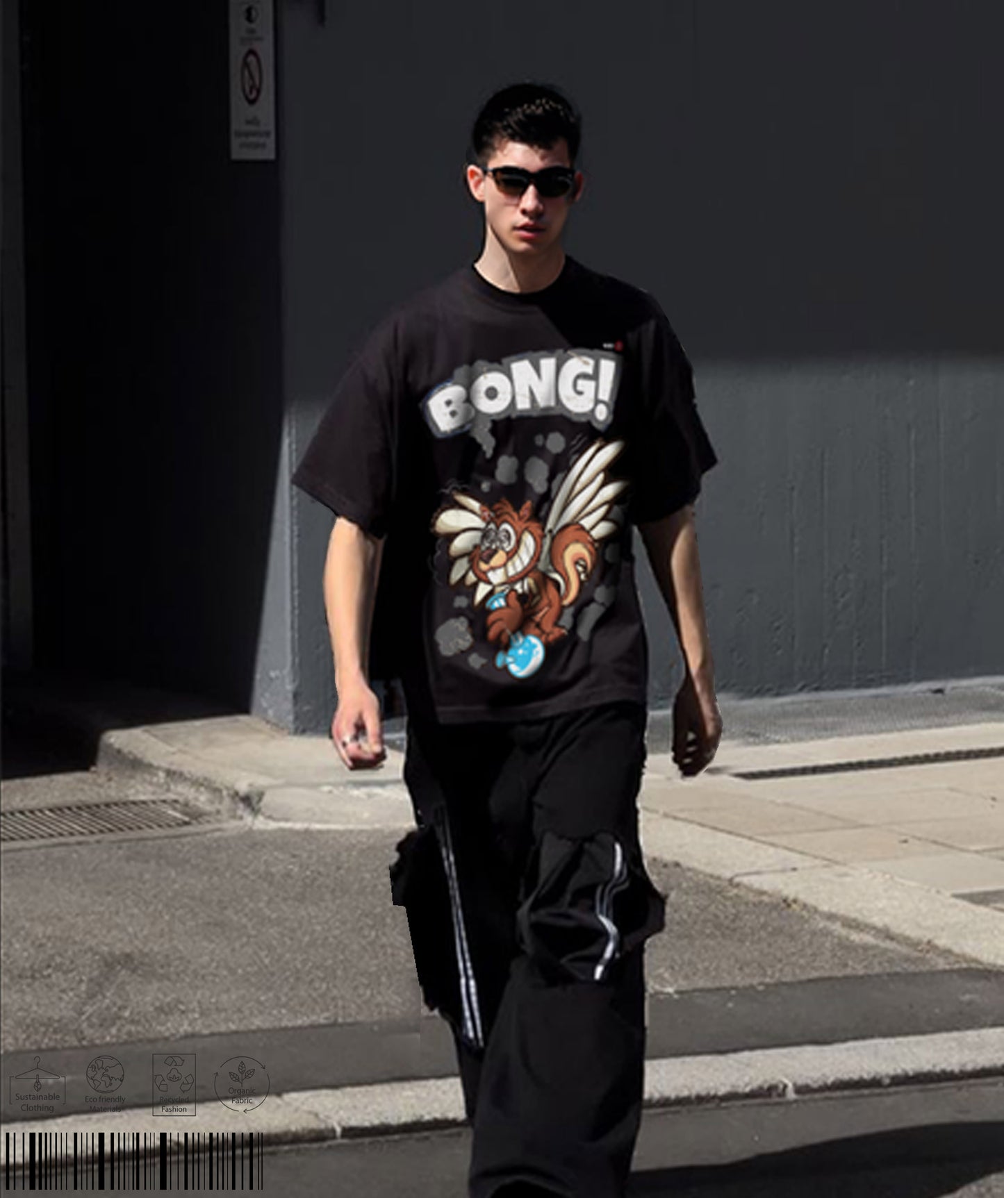 Bong Fly Print T-shirt - Black