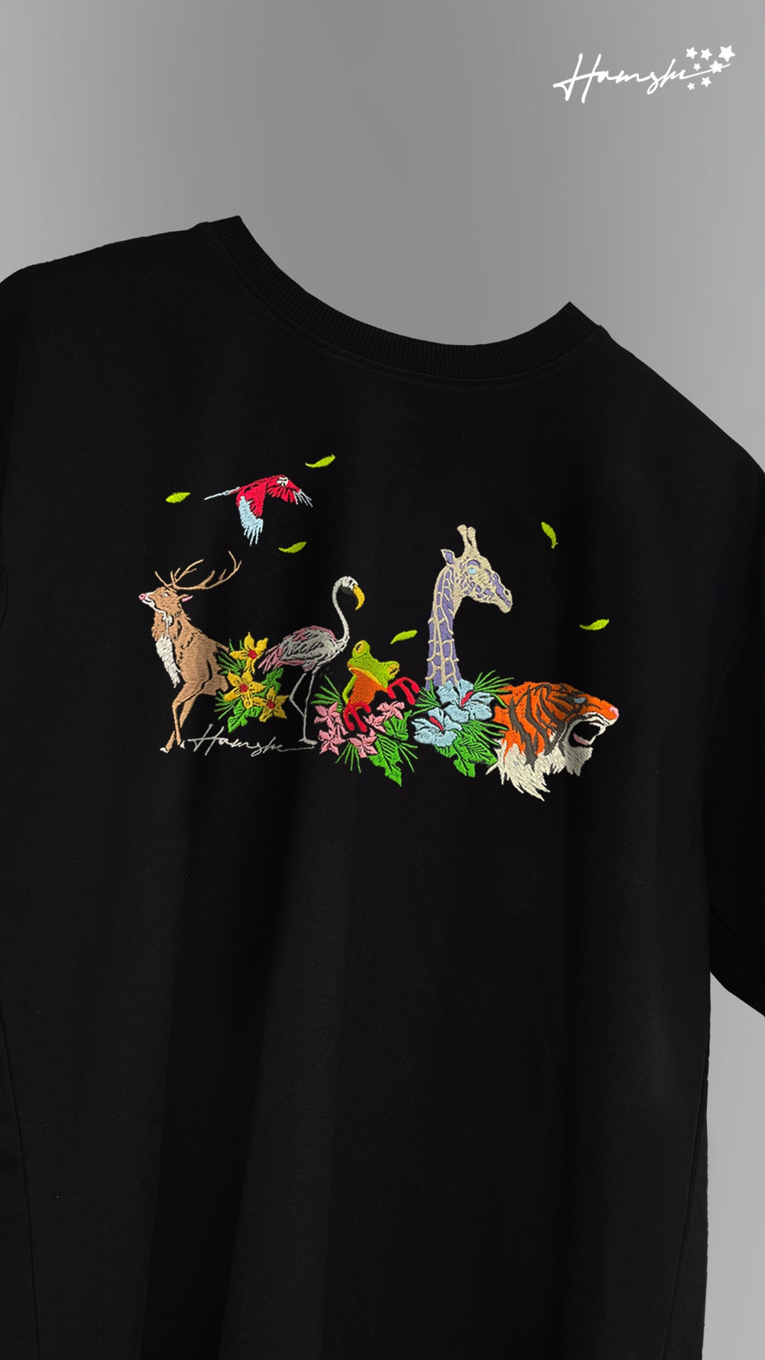 Jungle Biodiversity Embroidery T-shirt - Black