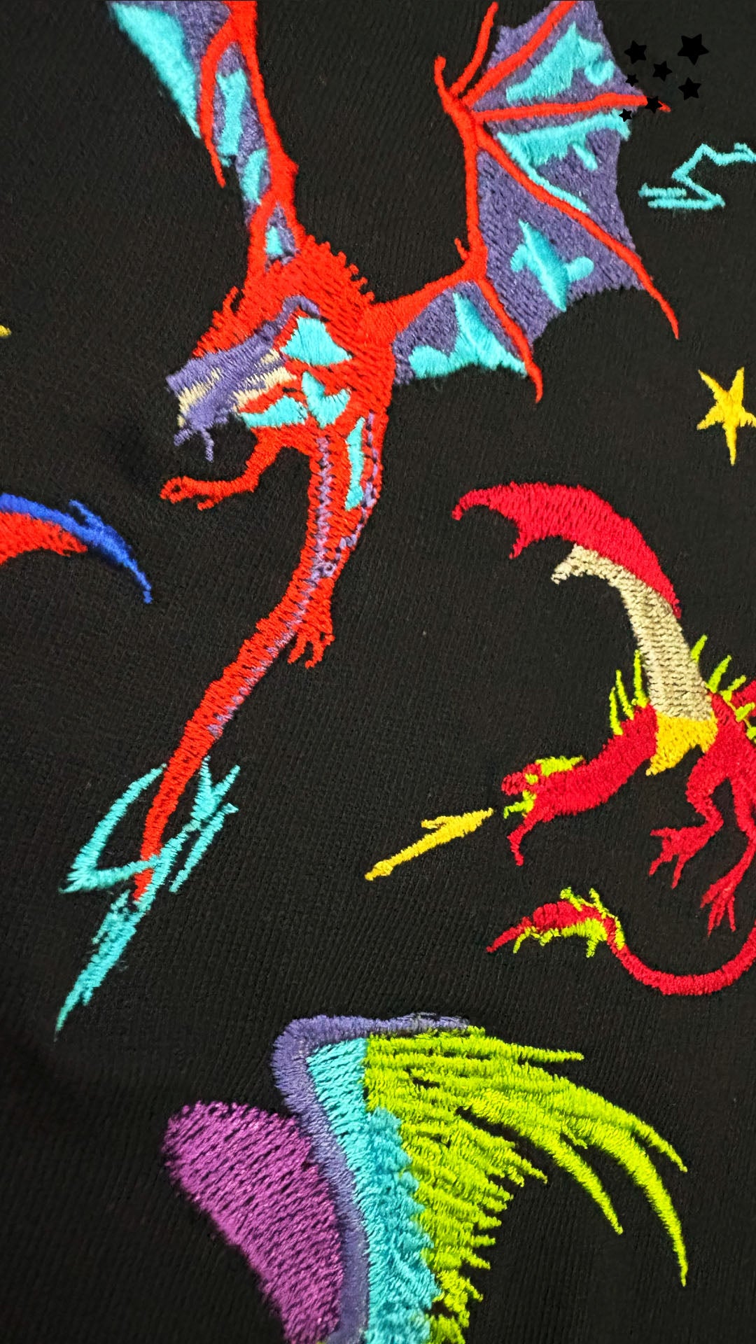 Dragons Fire Embroidery T-shirt - Black