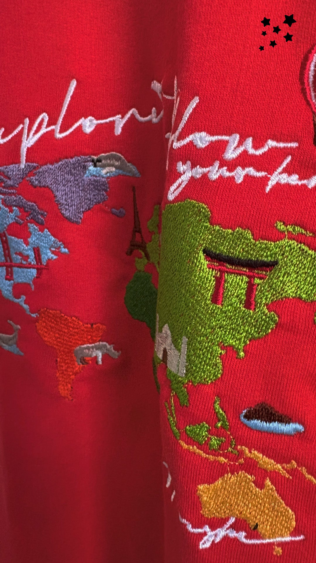 World Map Embroidery T-shirt - Red