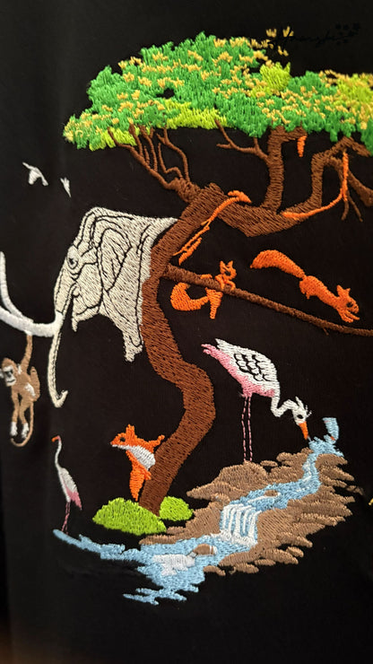 Animals Embroidery T-shirt - Black