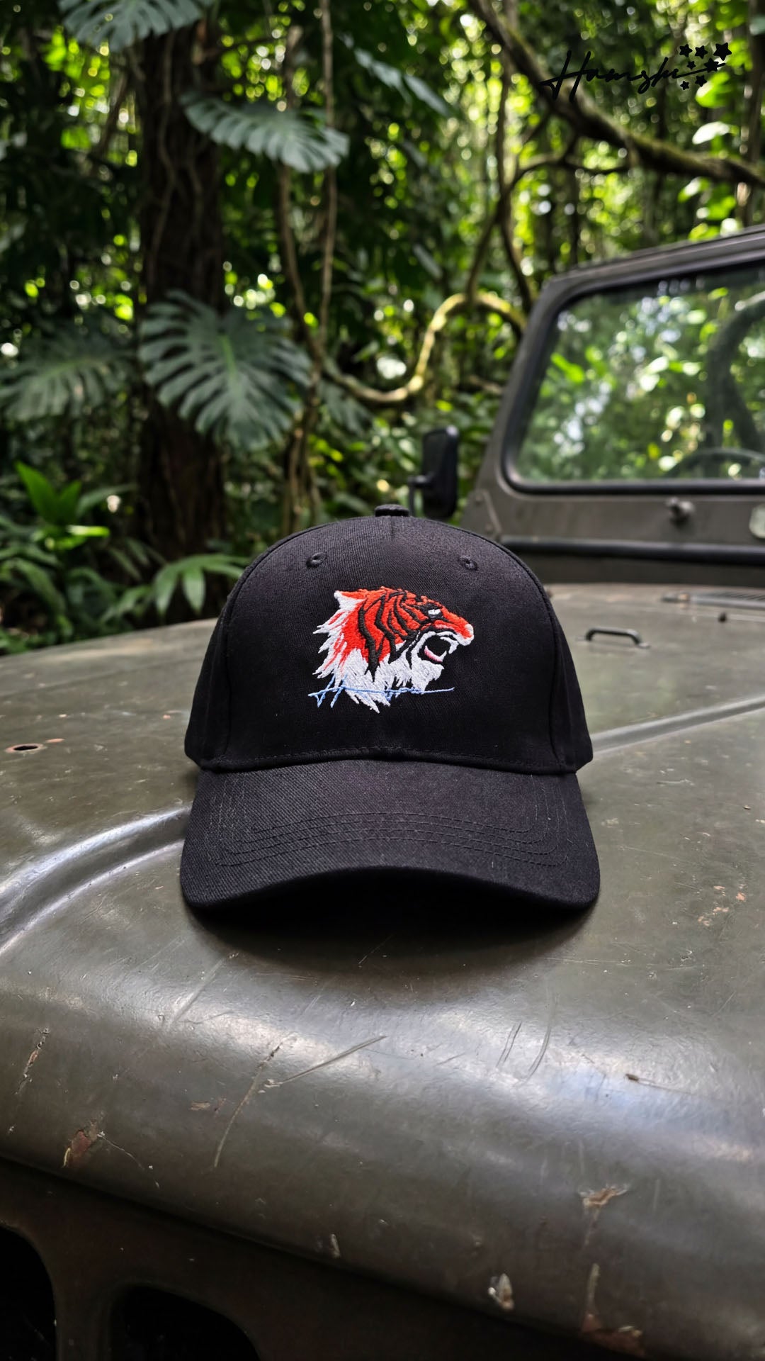 Tiger Embroidery Cap - Black