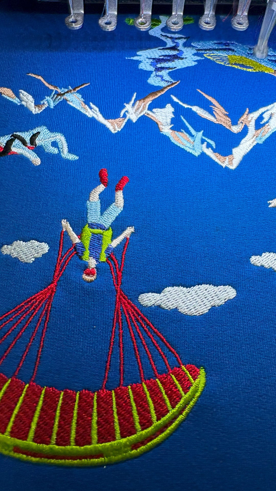 Mountaineers Embroidery T-shirt - Blue