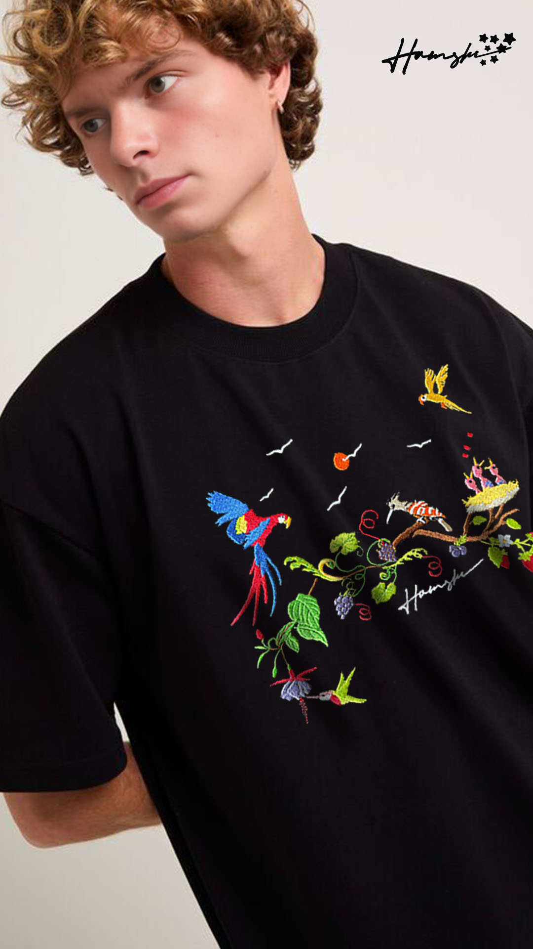 Birds Embroidery T-shirt - Black