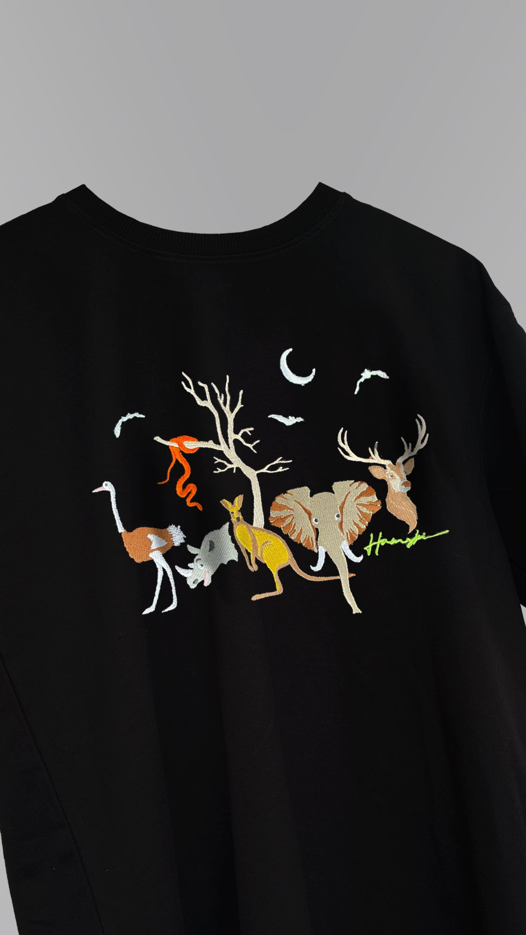 Forest Night Embroidery T-shirt - Black