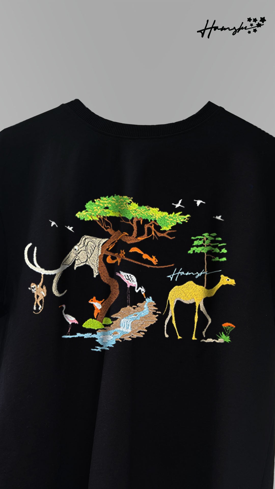 Animals Embroidery T-shirt - Black