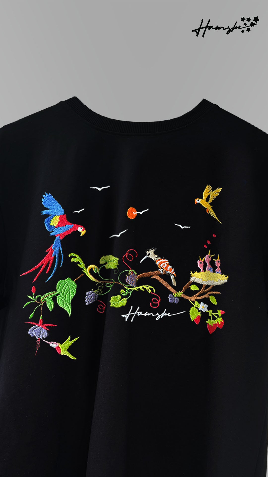 Birds Embroidery T-shirt - Black