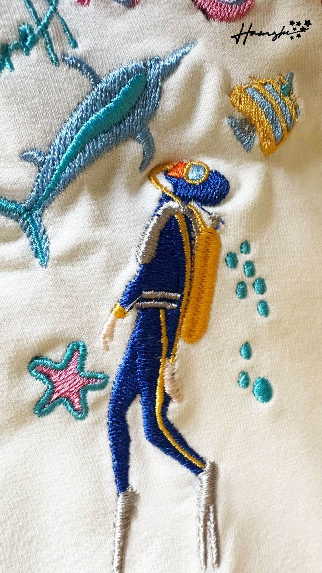 Scuba Divers Embroidery T-shirt - White