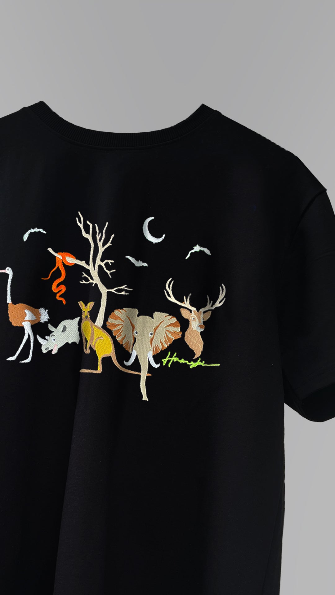 Forest Night Embroidery T-shirt - Black