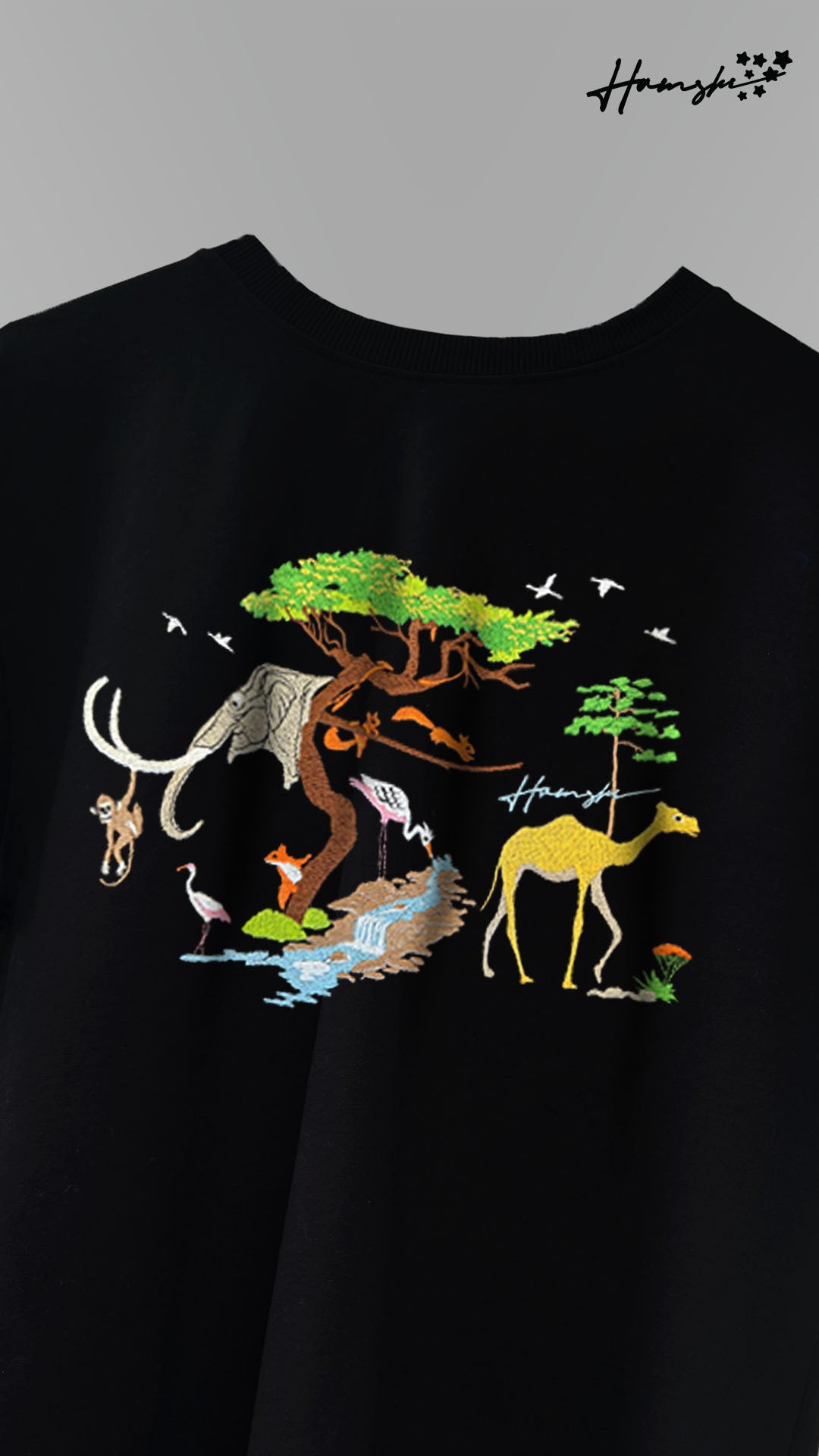 Animals Embroidery T-shirt - Black