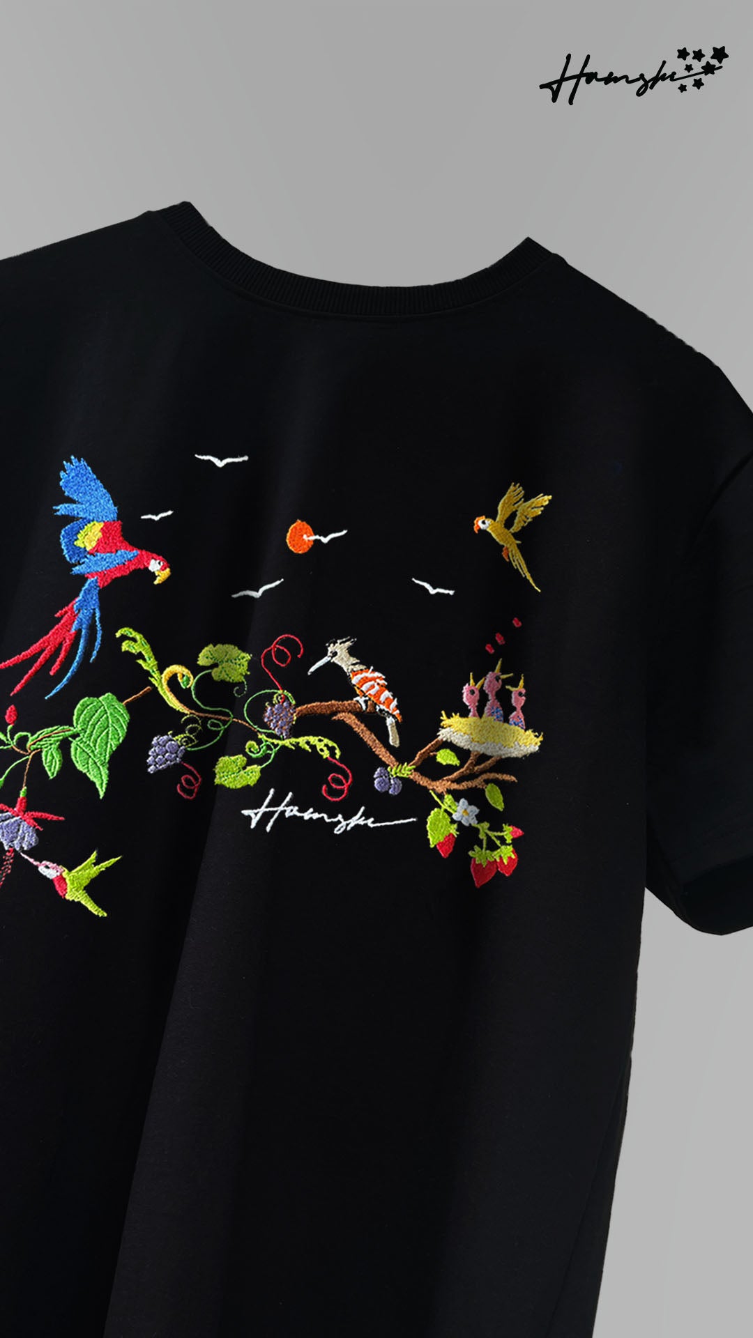Birds Embroidery T-shirt - Black