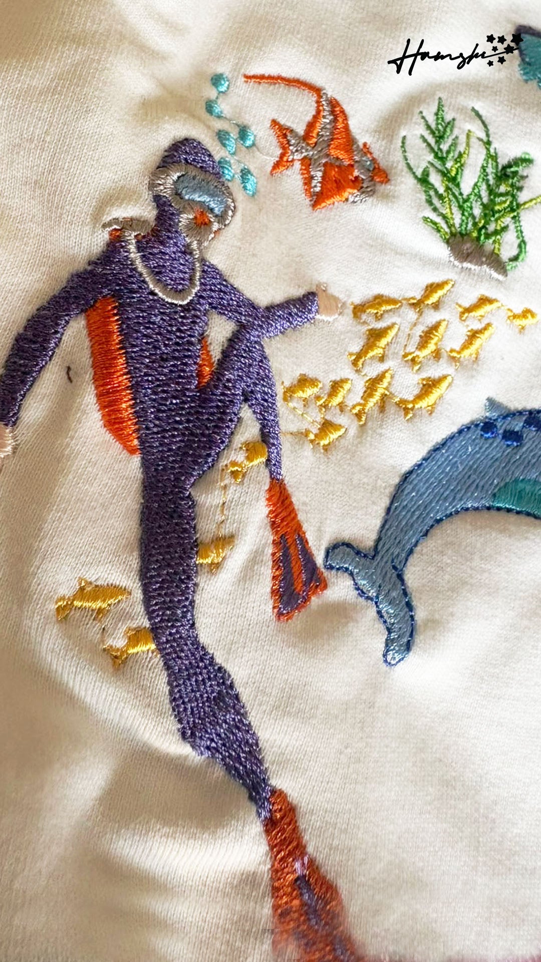 Scuba Divers Embroidery T-shirt - White
