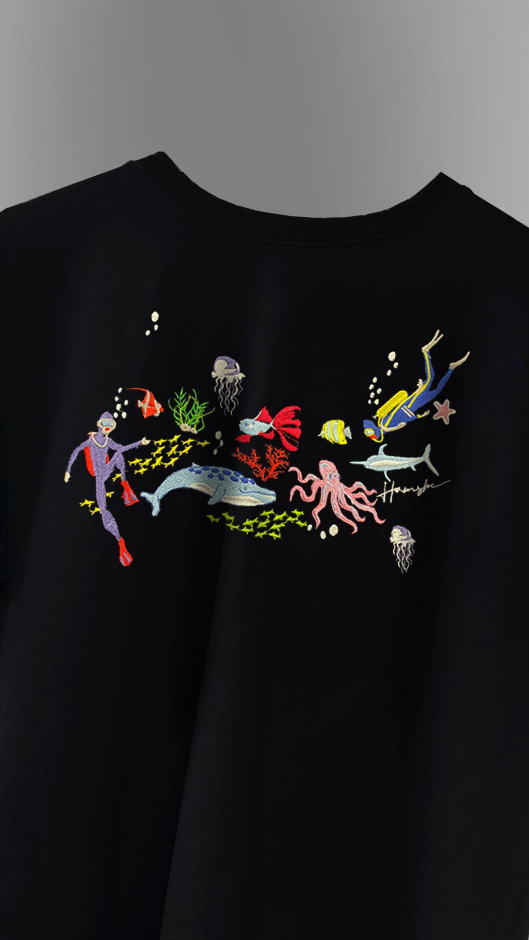 Scuba Divers Embroidery T-shirt - Black