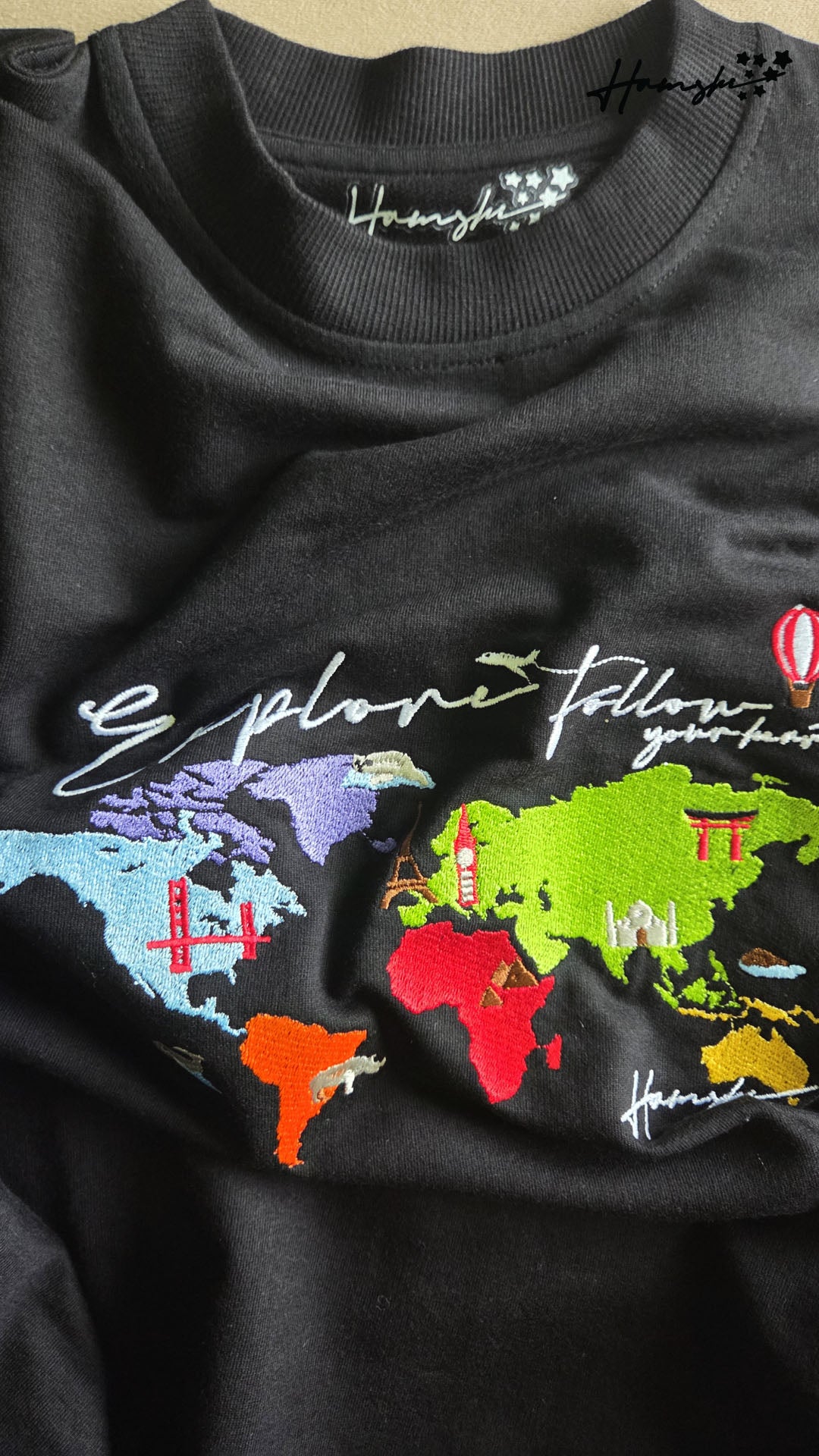 World Map  Embroidery T-shirt - Black