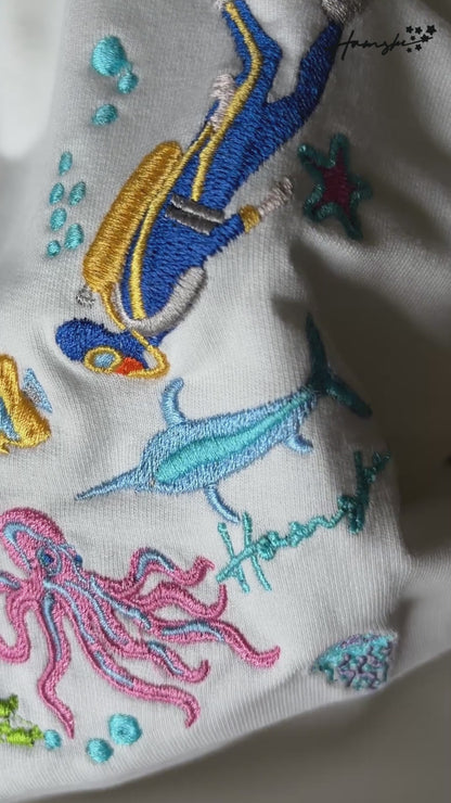 Scuba Divers Embroidery T-shirt - White